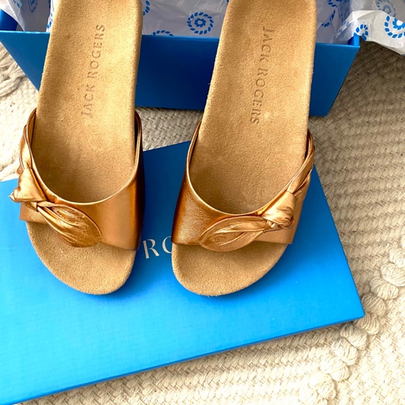 Jack Rogers Slides - Picture 4 of 9